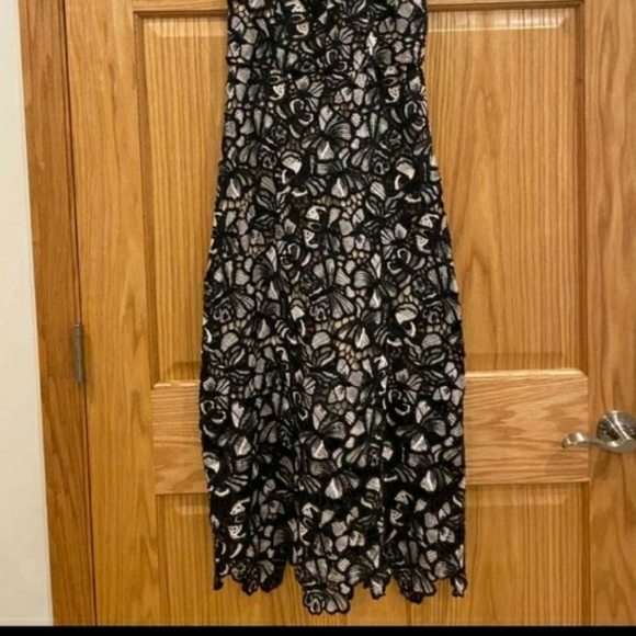 Alice+OliviaNoreen Floral Lace Midi Dress, Black/G - Picture 5 of 16